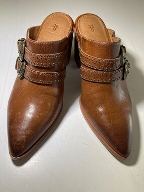 Frye Women's Carmel Colored Pointed-Toe Mule with Decorative Buckles